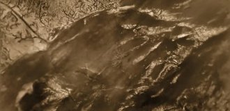 The Surface of Titan (1 photo)