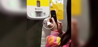 In China, toilets appeared where you need to watch an ad to get paper