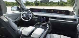 Some modern technologies promoted by automakers are considered excessive or simply annoying by buyers (3 photos)