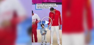 Теплый момент на Национальных играх: баскетболист обменял талисман ради сына