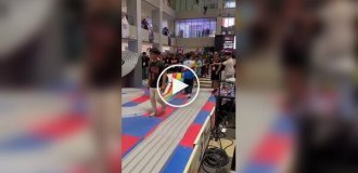 В Японии мужчины начали участвовать в чемпионатах по гонкам на игрушечных турбо-машинках