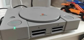 A man built a computer for his son in the case of the first PlayStation (10 photos)