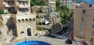 Особняк внутри настоящей скалы