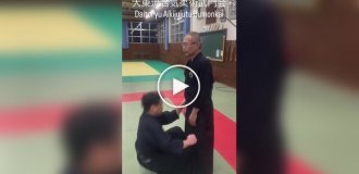 Одолел противников, не двигаясь с места