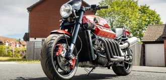 Dodge Viper V10-Powered Motorcycle Hits the Auction Block (21 Photos + 1 Video)
