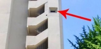 Зачем нужен этот проем? (3 фото)