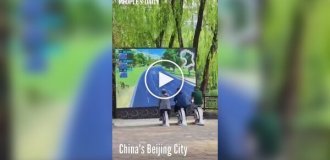 Multiplayer exercise bikes in a Chinese park