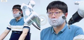 Robots have learned to shave people