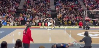 Японский волейболист оригинально извинился перед девушкой