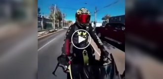 Байкер не дал скрыться после наезда