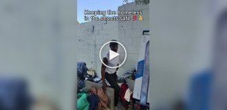 A strange method Make the streets and the homeless safer