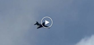 Крах навчального літака ВПС Британії потрапило на відео
