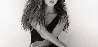 Милла Йовович отмечает 50-летие (10 фото)