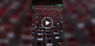 Китай перетворився на величезний затор - з 1 по 7 жовтня в країні проходить «Золотий тиждень»