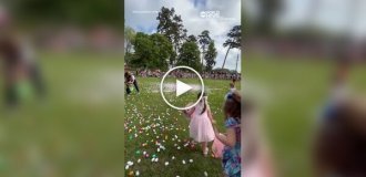 Дівчина врятувала дитину від «яєчного дощу»