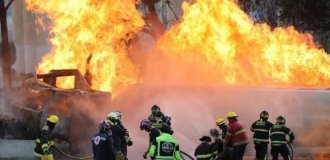 В Мехико взорвалась газовая цистерна (1 фото + 3 видео)