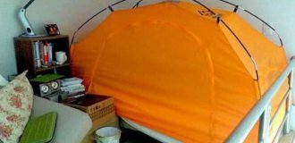 Why do Koreans put up tents at home (10 photos)