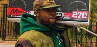 Retro with a New Twist: A Bluetooth Cassette Boombox is Coming to Kickstarter (5 photos + video)