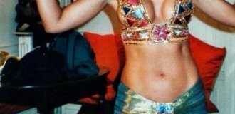 Архів дня: Моніка Беллуччі на зйомках (8 фото)