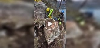 «Все ради безопасности: норвежцы эффектно убрали огромный валун над дорогой
