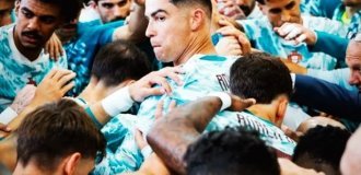 Шестой поход за кубком: 41-летний Роналду прилетел покорять Америку и дерзит журналистам (7 фото)