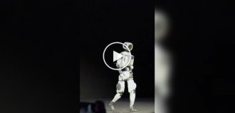 Boston Dynamics представила коммерческого робота, который будет работать на заводах и не только