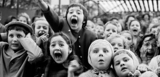 LIFE Magazine's Most Iconic Photographs of the 20th Century (12 Photos)