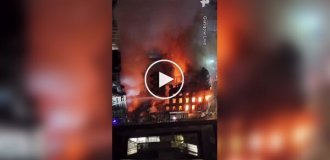 В Глазго загорелось и частично обрушилось историческое здание ., шотландия