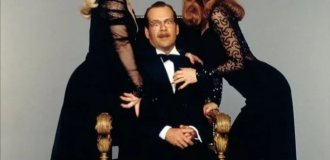 Новые фото Брюса Уиллиса, который не выходит на улицу без помощника (3 фото)