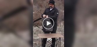 Складной дробовик, который помещается в рюкзак