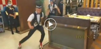 Ресторан с самыми быстрыми официантами
