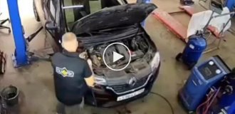 В автомастерской заправка фреоном закончилась небольшим взрывом
