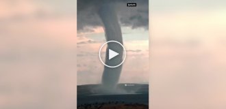 Tornado formed in the city of Sanliurfa, Turkey