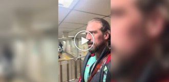 Американец показал бытовые трудности высокого человека в японском метро