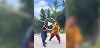 Girls demonstrated training with Shaolin monks