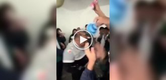 Подростки разыграли учителя