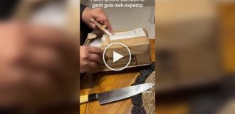 Вместо заказанного смартфона женщине прислали пачку сахара