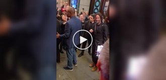 Crazy fan tries to get into Keanu Reeves' car