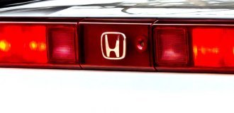 Italdesign creates a tribute to Honda's most iconic sports car (3 photos)