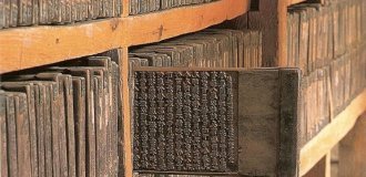 The secret that Buddhist monks encrypted in ancient texts (4 photos)