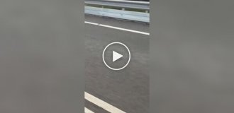 Лежачий полицейский в Австралии