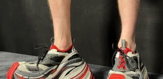 Модные кроссовки от Balenciaga с 16-сантиметровой подошвой (5 фото + видео)