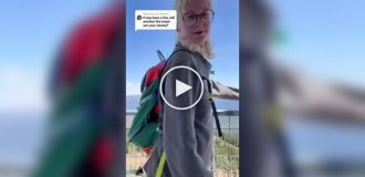 Девушка переехала в башню в глуши и зарабатывает 4000 долларов в месяц