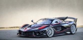 Rare Ferrari FXX K Evo with Less Than 100 Kilometers to Be Auctioned (10 photos)