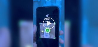 Either you get up or you suffer: an alarm clock with an unusual condition