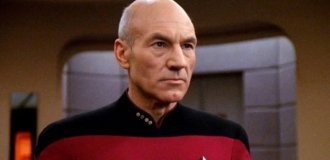 What Patrick Stewart Looked Like in His Youth (2 Photos + 2 Videos)