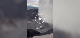 Rare video of a volcanic eruption pulse was filmed in Indonesia