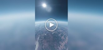 Weather Balloon Films Plane Flying Underneath