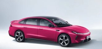Китайский электроседан BAIC Arcfox S3 удивил ценой и оснащением (7 фото)