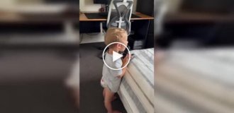 Ребенок и массажный пистолет: необычное использование устройства